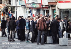 شروع به کار اصناف در همدان به معنای رفع خطر شیوع کرونا نیست