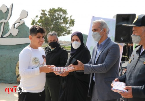 آیین افتتاحیه اردوی مجازی راهیان نور دانش‌آموزی استان بوشهر در جزیره خارگ برگزار شد